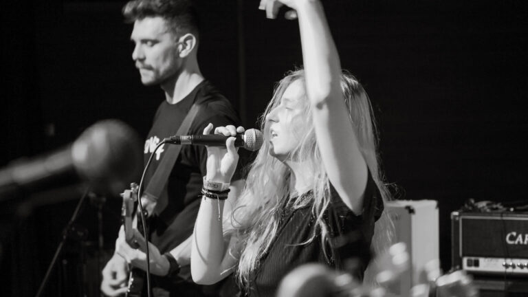 Ostródzka publiczność „zgłodniała” mocnych dźwięków?