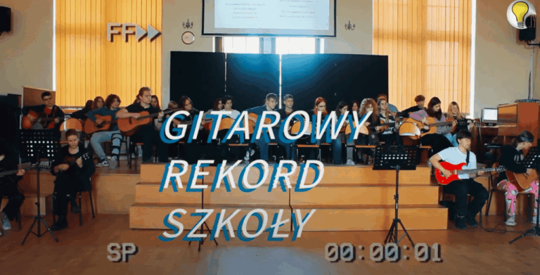 Gitarowy Rekord w ostródzkim „Bażyniaku”
